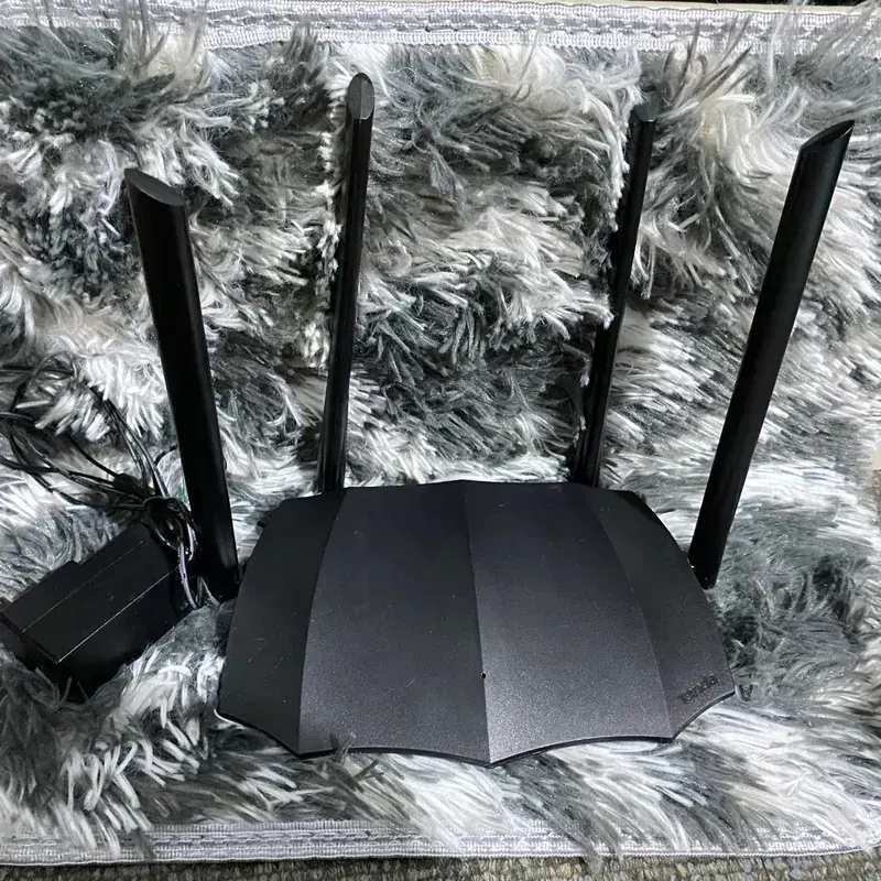 Tenda Modem